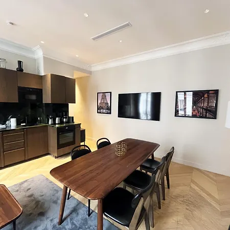 Urbanflat 141 - Grand Champs-elysees Ponthieu * パリ