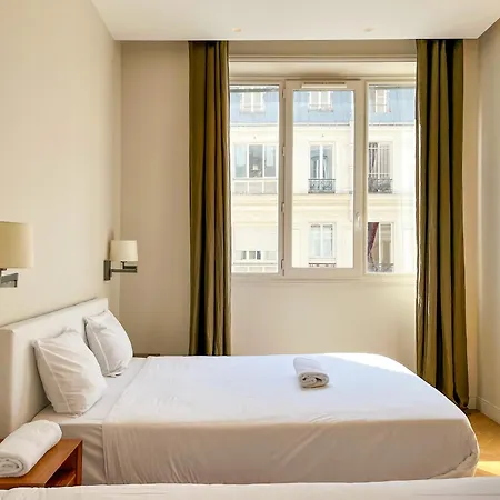 Apartamento Urbanflat 141 - Grand Champs-elysees Ponthieu París