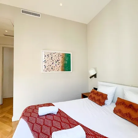 Urbanflat 141 - Grand Champs-elysees Ponthieu شقة *