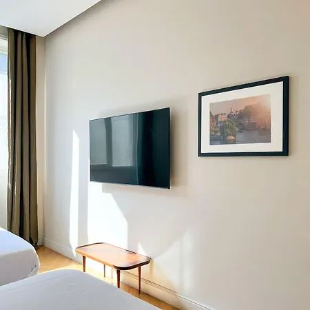 Urbanflat 141 - Grand Champs-elysees Ponthieu Apartment *